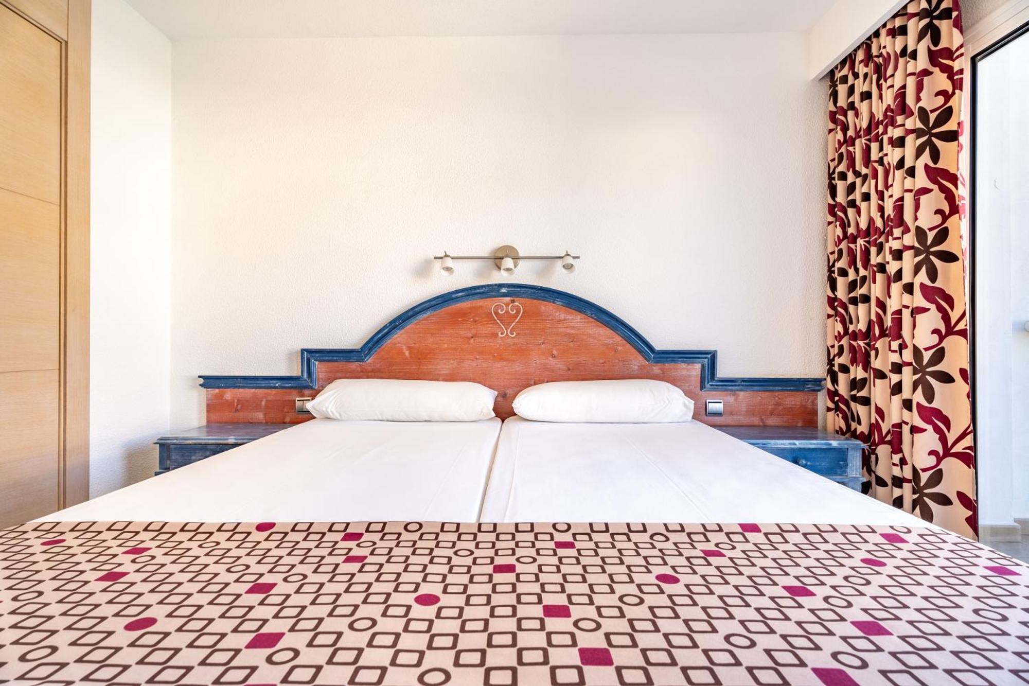 Cala Nova Apartamentos Puerto Rico  Dış mekan fotoğraf